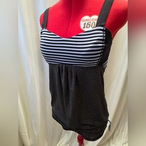 Lululemon Dark Grey Black and Blue Top